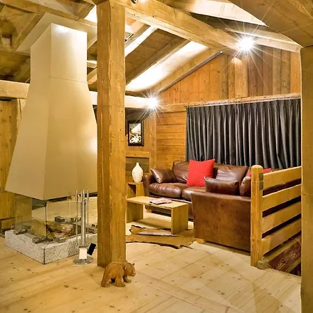 Les Bossons Chalet Sleeps 6 Wifi Domek alpejski