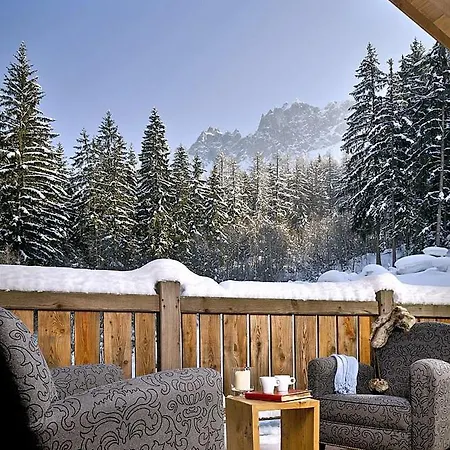 Les Bossons Chalet Sleeps 6 Wifi * Chamonix
